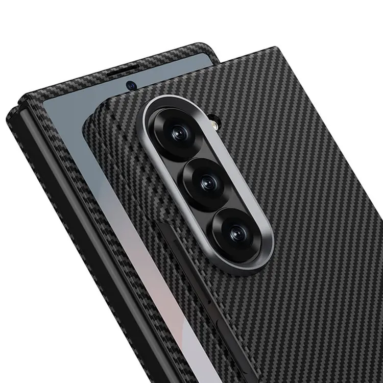 Galaxy Z Fold 6 Kılıf Kamera Korumalı Karbon Fiber Tasarımlı Arka Yüzey Zore Kıpta Karbon Kapak